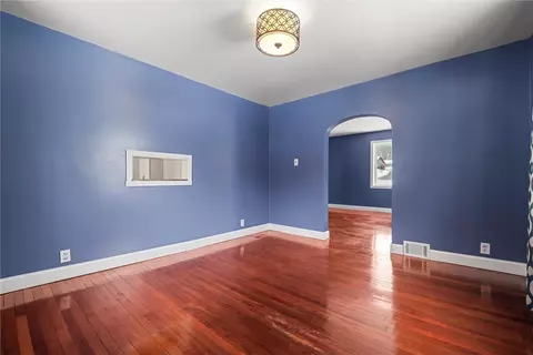 Living - 623 Marco Rd, Apollo, PA 15613 photo 4 of 5
