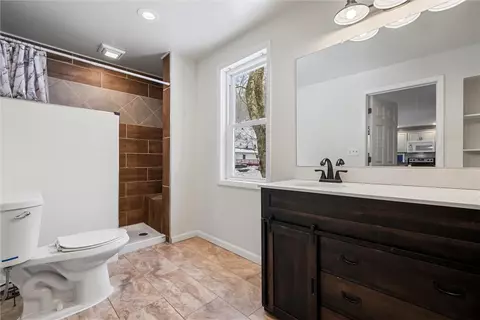 Bath - 623 Marco Rd, Apollo, PA 15613 photo 1 of 5