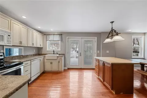 Kitchen - 623 Marco Rd, Apollo, PA 15613 photo 1 of 6
