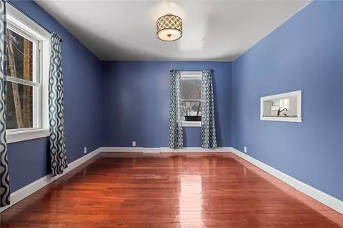 Living - 623 Marco Rd, Apollo, PA 15613 photo 3 of 5