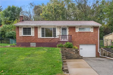 3560 Wallace Dr, Pittsburgh, PA 15227