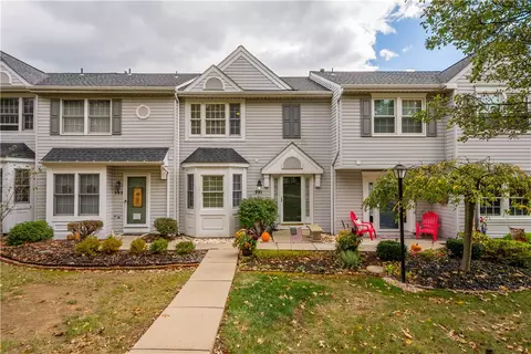 391 Jubilee Dr, Bridgeville, PA 15017