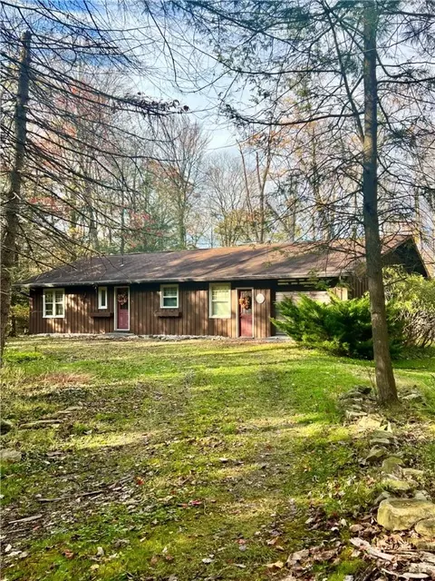 179 Primrose Ln, Rockwood, PA 15557