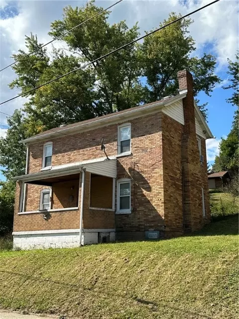 922 Oak St, Marianna, PA 15345