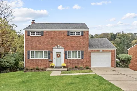 1063 Mckenna Ave, Pittsburgh, PA 15205