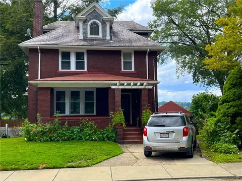 225 Highland Ave, New Kensington, PA 15068