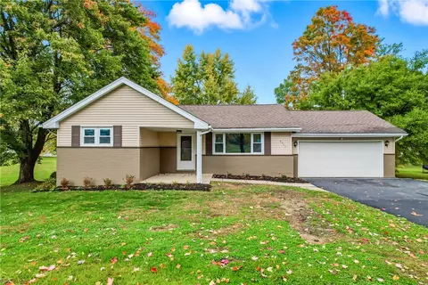 3575 Pleasant Dr, Hermitage, PA 16148