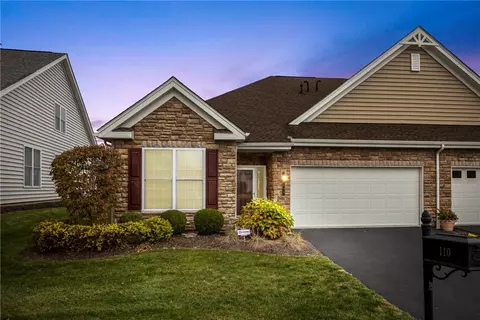 110 Old Glory Ln, Sewickley, PA 15143