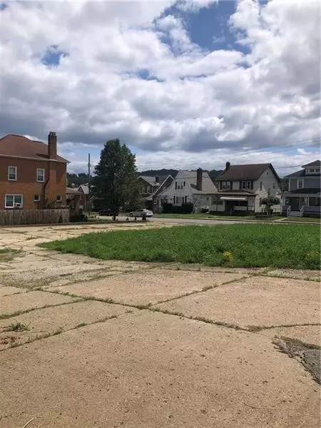 913 23rd St, Aliquippa, PA 15001