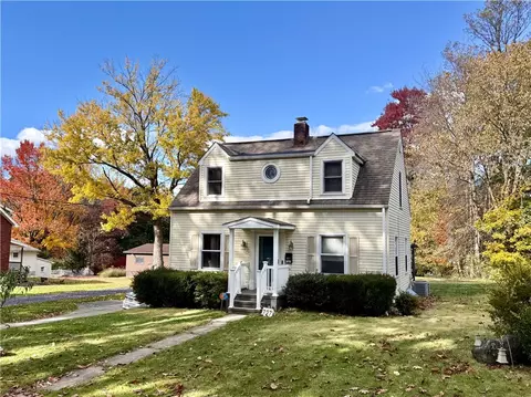 727 Terrace Ave, Grove City, PA 16127