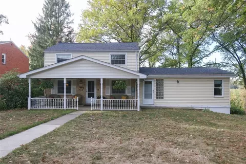 135 Williams Pl, Pittsburgh, PA 15221