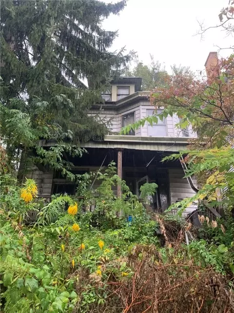 327 Elizabeth Ave, Pittsburgh, PA 15202
