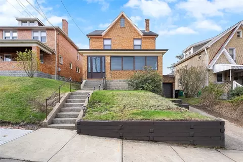 171 Clearview, West View, PA 15229