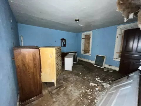 Bedroom - 1515 Ridge Ave, Braddock, PA 15104 photo 1 of 3