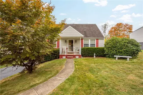 3082 Piney Bluff Dr, South Park, PA 15129