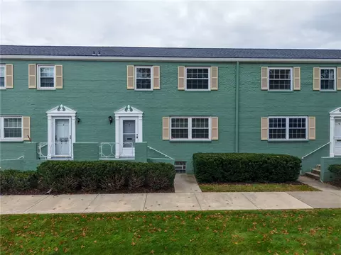 7 Chapel Dr, Pittsburgh, PA 15237