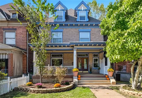 1127 Portland, Pittsburgh, PA 15206