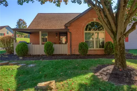110 Barrington Dr, Oakdale, PA 15071