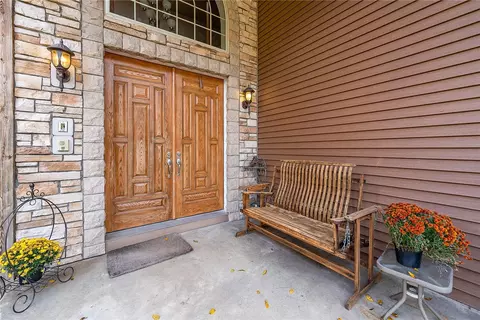 827 Galey Blvd, Beaver, PA 15009