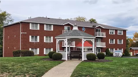 830 S Main St #211, Washington, PA 15301