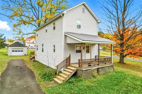 26 Mehard Ave, Greenville, PA 16125