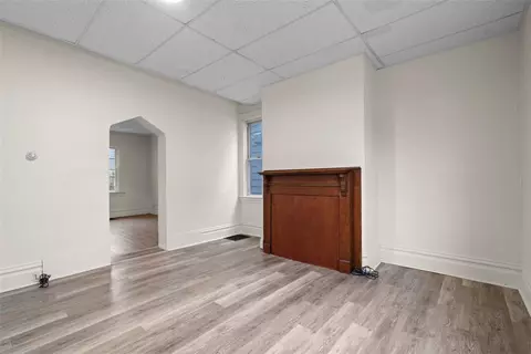 405 Main St, Coraopolis, PA 15108 photo 4