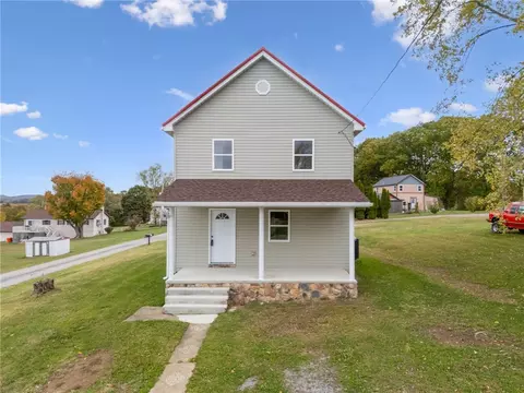 193 Chestnut St, Blairsville, PA 15717