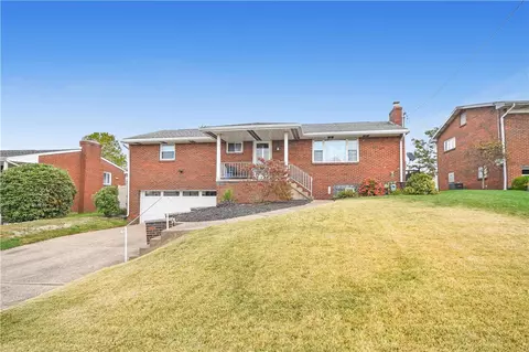 417 Beckman Dr, Mckeesport, PA 15132