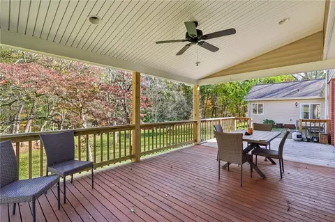 Exterior - 4561 S School Rd, Export, PA 15632 photo 9 of 10