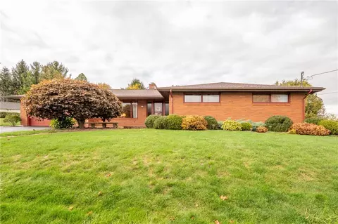 1213 Beech Dr, Latrobe, PA 15650
