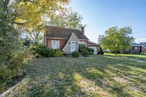 147 Wayne St, New Kensington, PA 15068