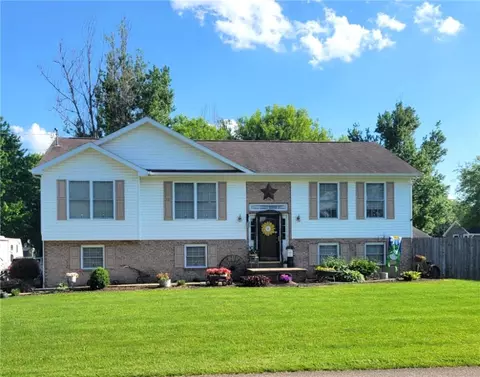216 Edna St, Harrisville, PA 16038