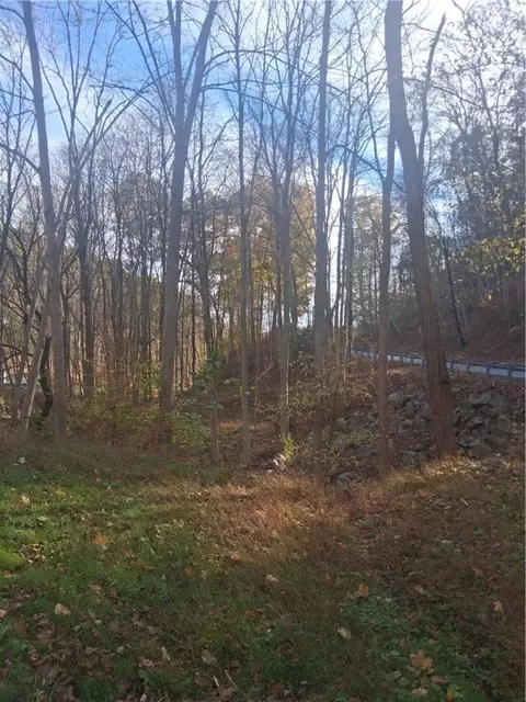 00 Baldwin Rd, Carnegie, PA 15071