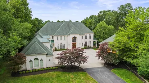 406 Blackstone Ln, Mars, PA 16046