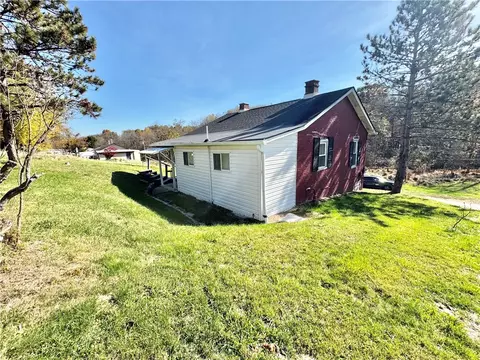 70 Mancha St, Eighty Four, PA 15330 photo 33