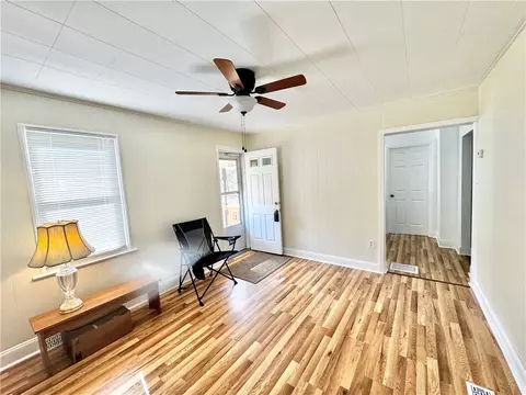 70 Mancha St, Eighty Four, PA 15330 photo 6