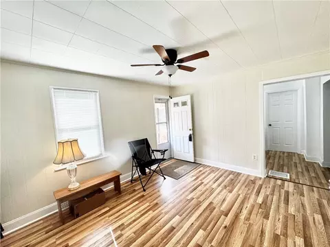 70 Mancha St, Eighty Four, PA 15330 photo 7