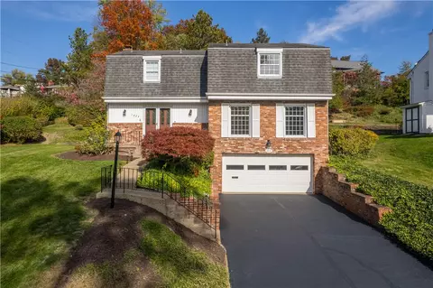1824 Tilton Dr, Pittsburgh, PA 15241
