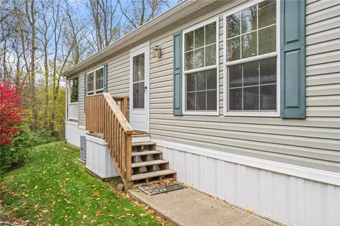 133 Valleyview, Finleyville, PA 15332