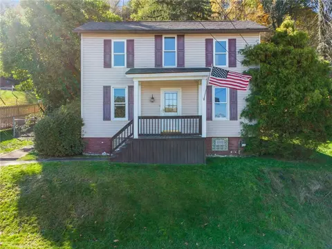 2318 Locust St, Greensburg, PA 15601