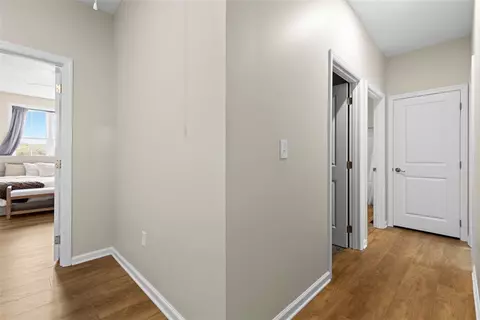 Entry Way - 403 Walnut Ct, Pittsburgh, PA 15237 photo 5 of 5