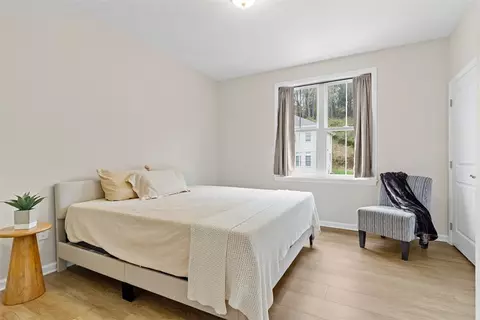 Bedroom - 403 Walnut Ct, Pittsburgh, PA 15237 photo 5 of 8