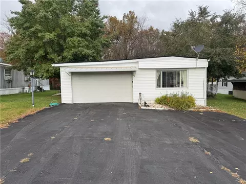 313 Driftwood Dr, Saxonburg, PA 16056