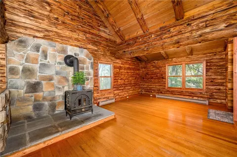 142 Cashdollar Rd, Mars, PA 16046 photo 9