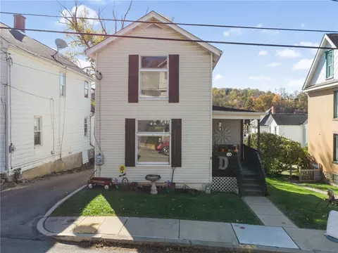 14 Blaine Ave, Manor, PA 15665