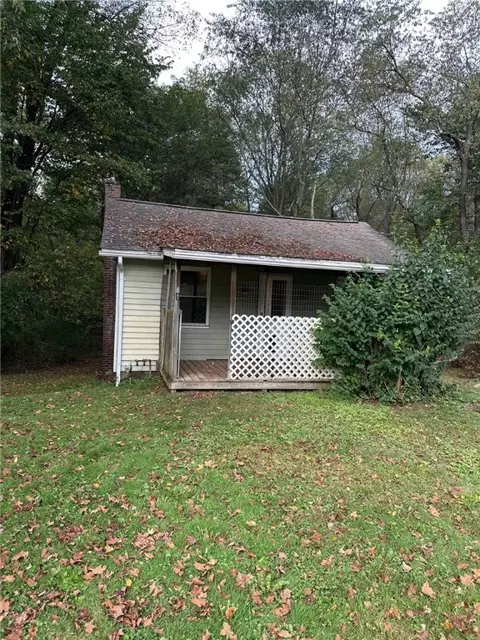 61 Mcmillan Rd, Mercer, PA 16137