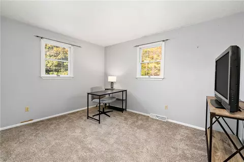 Bedroom - 155 Brickyard Rd, Mars, PA 16046 photo 4 of 5