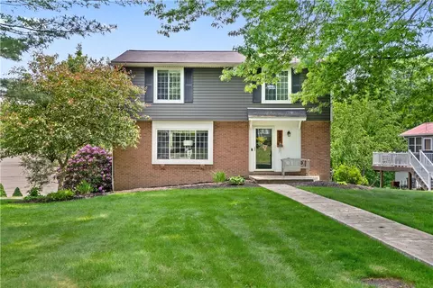 260 Partridge Run Rd, Gibsonia, PA 15044