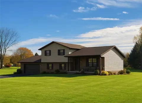 130 James Cir, New Castle, PA 16102