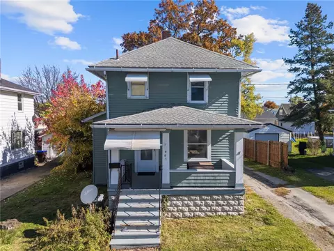 401 Mcclure Ave, Sharon, PA 16146